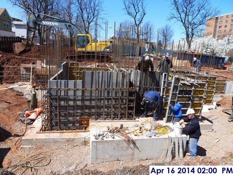 Foundation wall forms at Stair -4,5 Facing North (800x600)